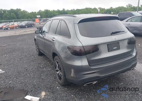 2017 Mercedes-Benz Glc 300 4Matic from USA, damaged, VIN WDC0G4KB1HV006822